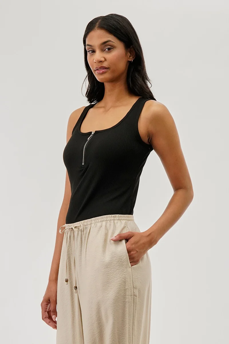 Ribbed Quarter Zip Tank Top - Black - Image 2