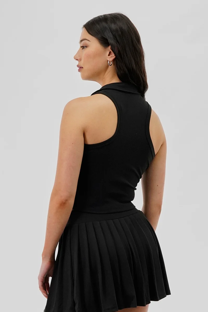 Cropped V-Neck Tennis Tank Top - Black - Image 3