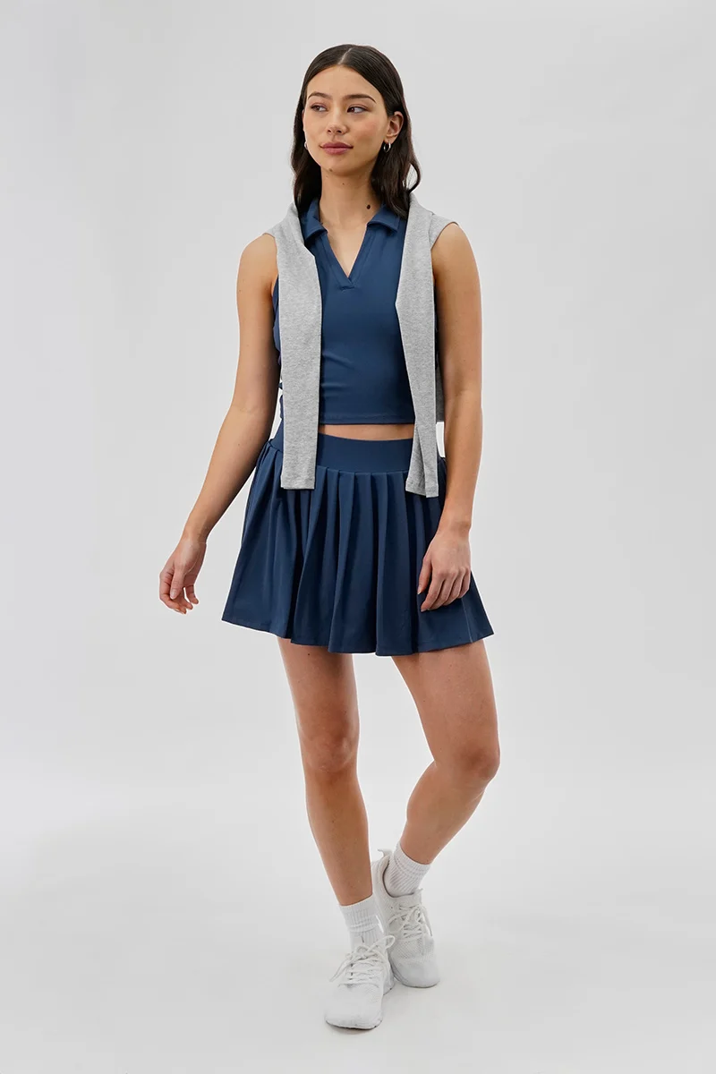 Cropped V-Neck Tennis Tank Top - Navy - Image 5