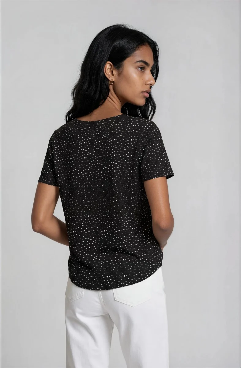 Short Sleeve Crew Neck Tee - Black - Image 2