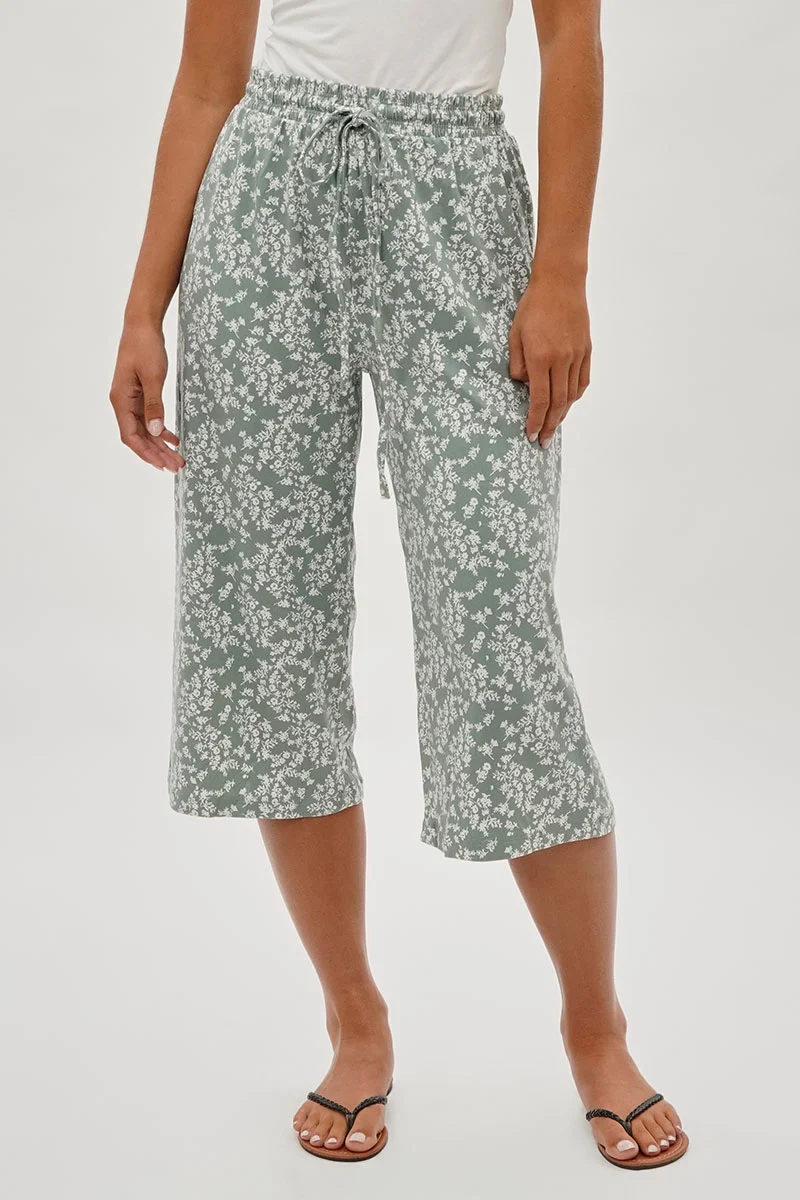 Floral Tie Waist Capris - Mint