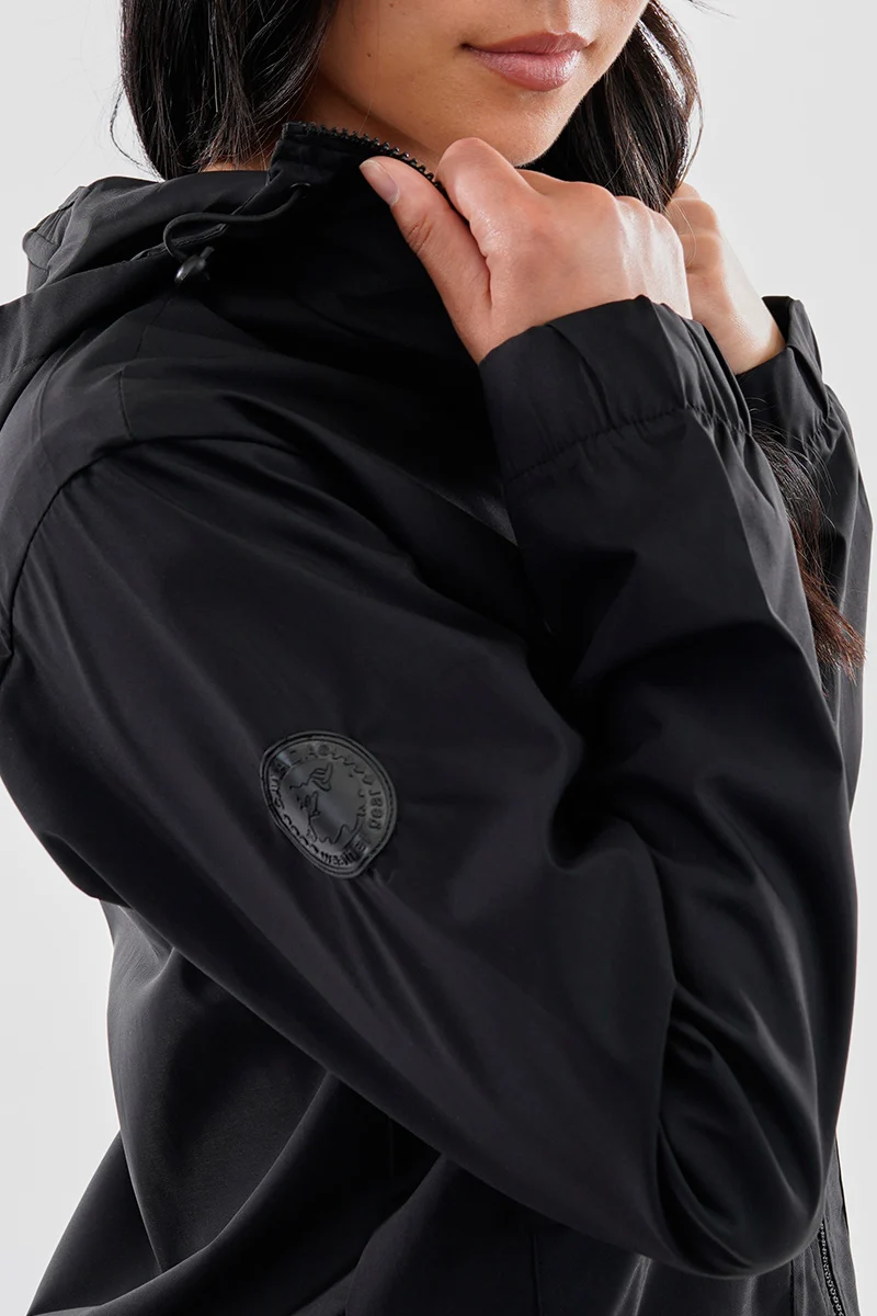 Cropped Coated Microfibre Lightweight Jacket - Black - Image 4