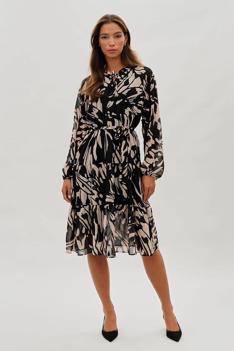 Long Sleeve Belted Midi Dress - Black