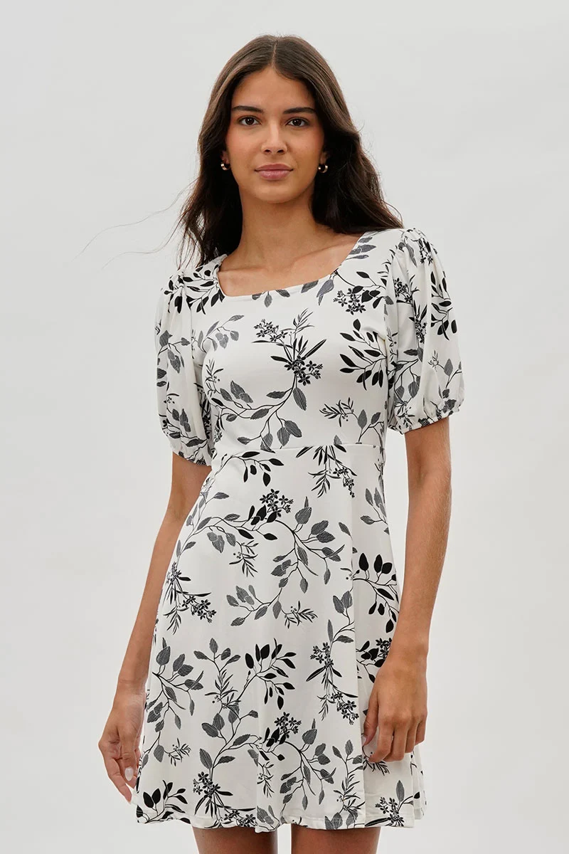 Leaf Print Square Neck Day Dress - White