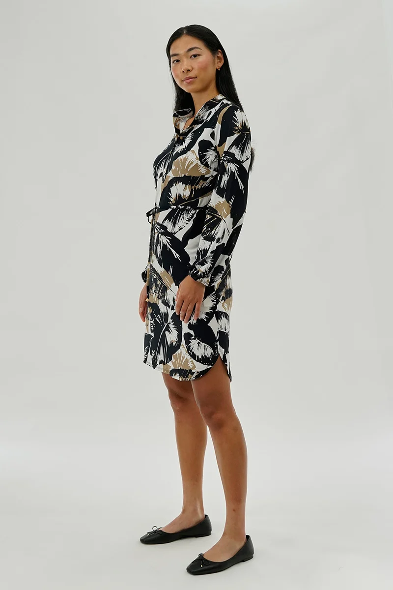 Leaf Print Long Sleeve Day Dress - Black - Image 2