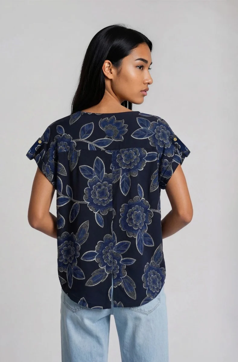 Short Sleeve Top with Back Slit - Navy - Image 2