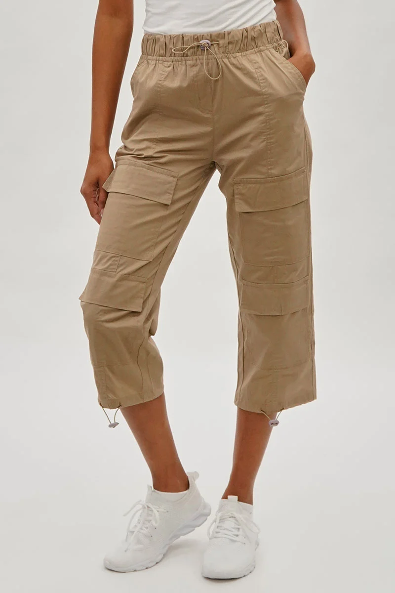 Utility Cargo Capris - Beige