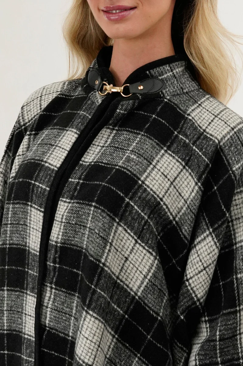 Tartan Plaid Poncho - Black - Image 4