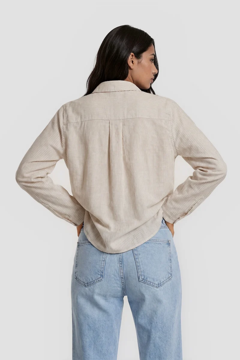 Collar Shirt With Two Front Pockets - Beige - Image 2