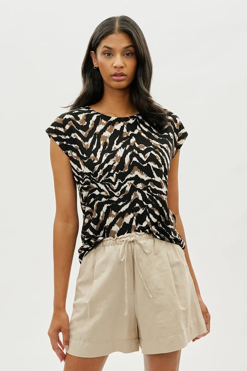 Patterned Circle Neck Tee - Black