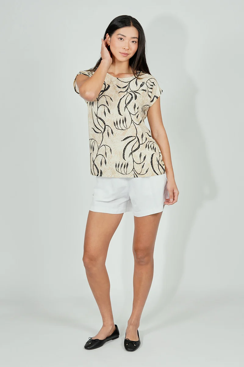 Leaf Print Circle Neck Tee - Cream - Image 5