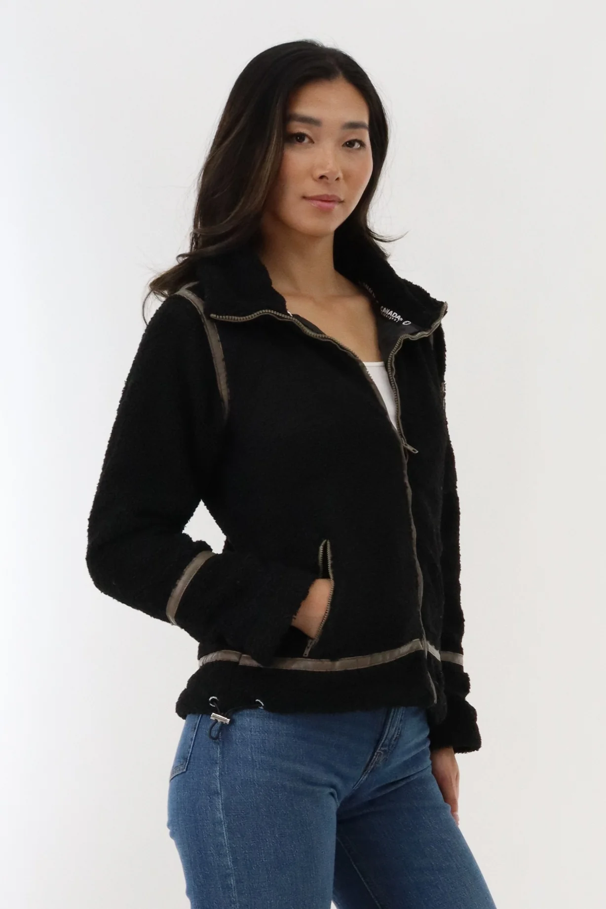 Sherpa Contrast Lightweight Jacket - Black - Image 2