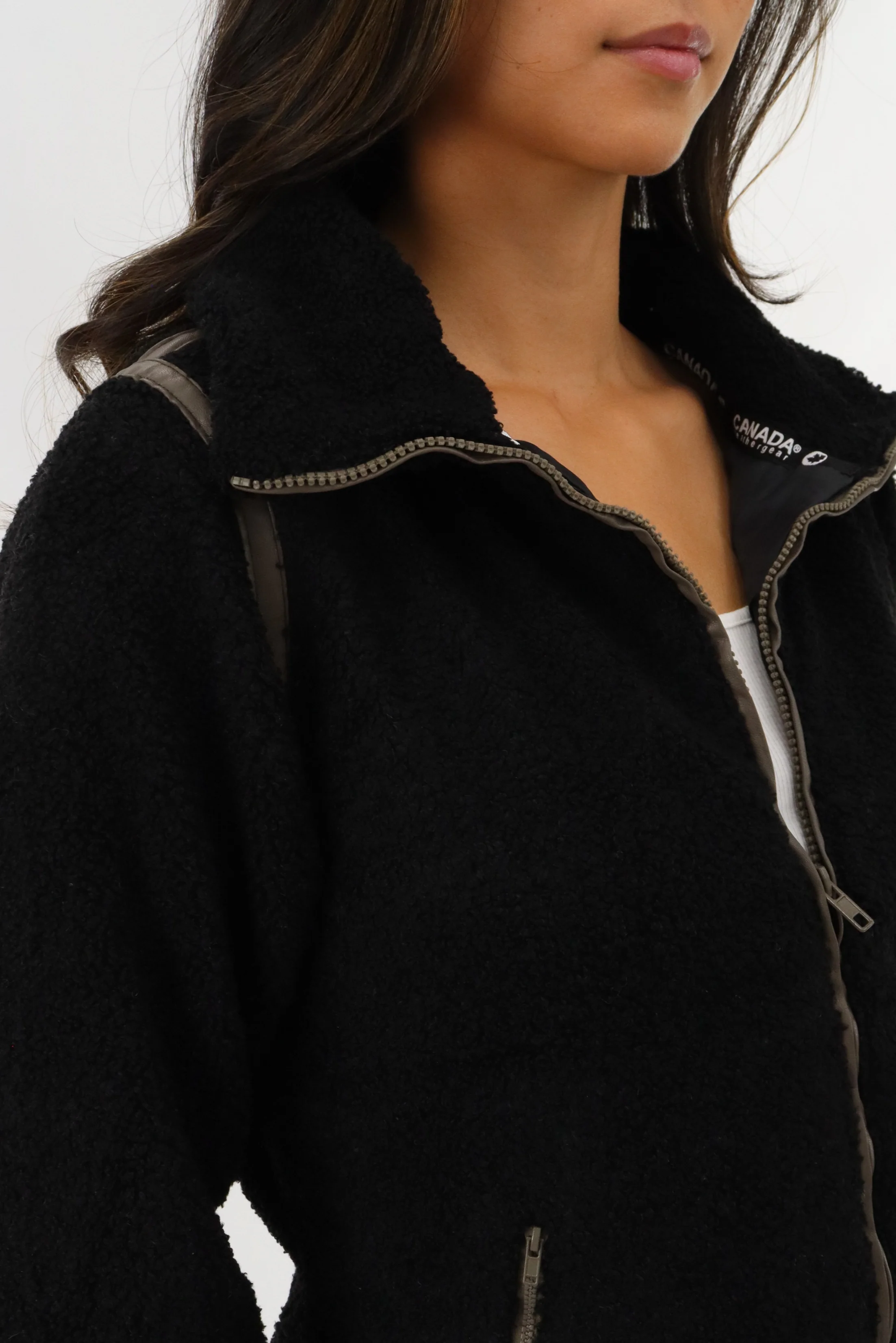 Sherpa Contrast Lightweight Jacket - Black - Image 4