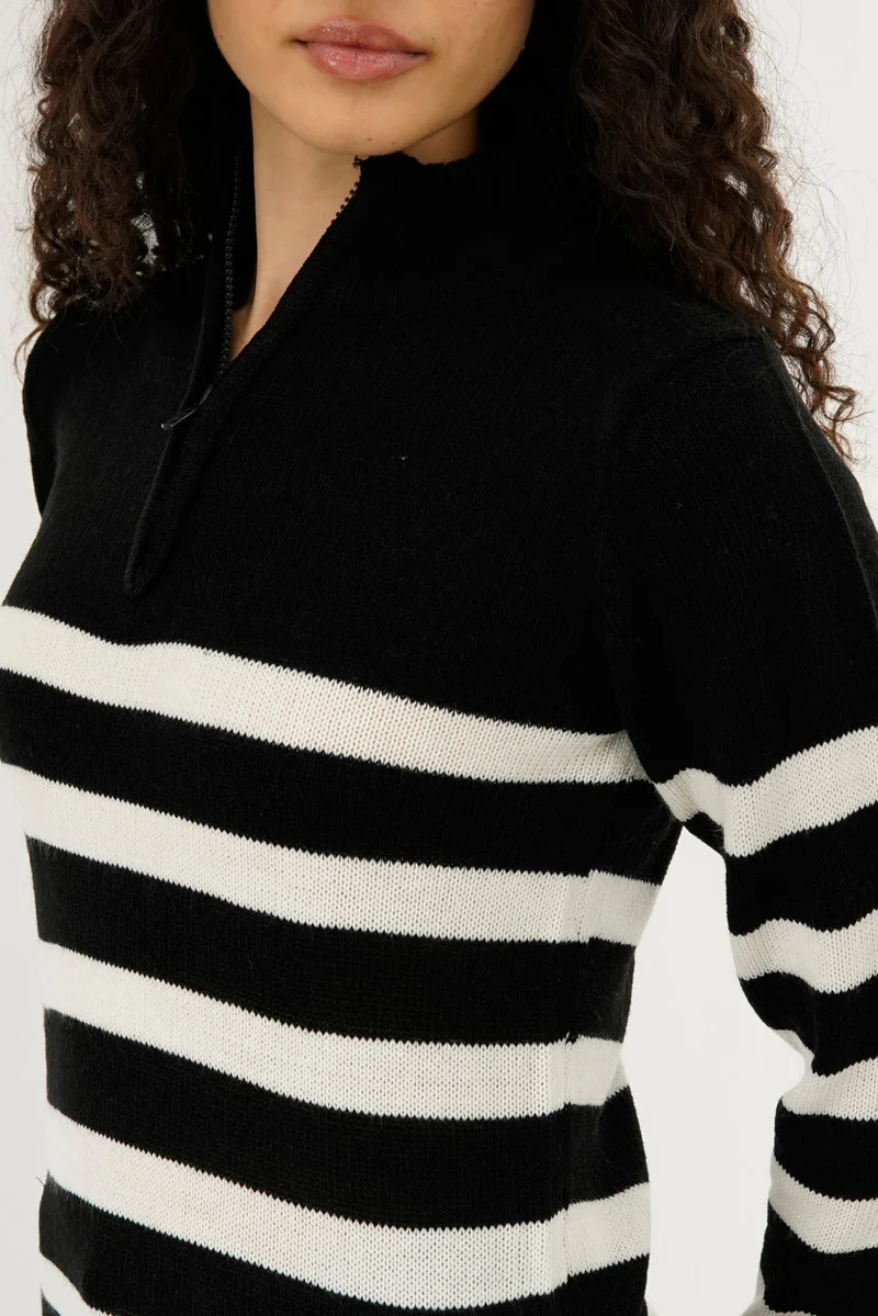Striped Half Zip Pullover Sweater - Black - Image 4