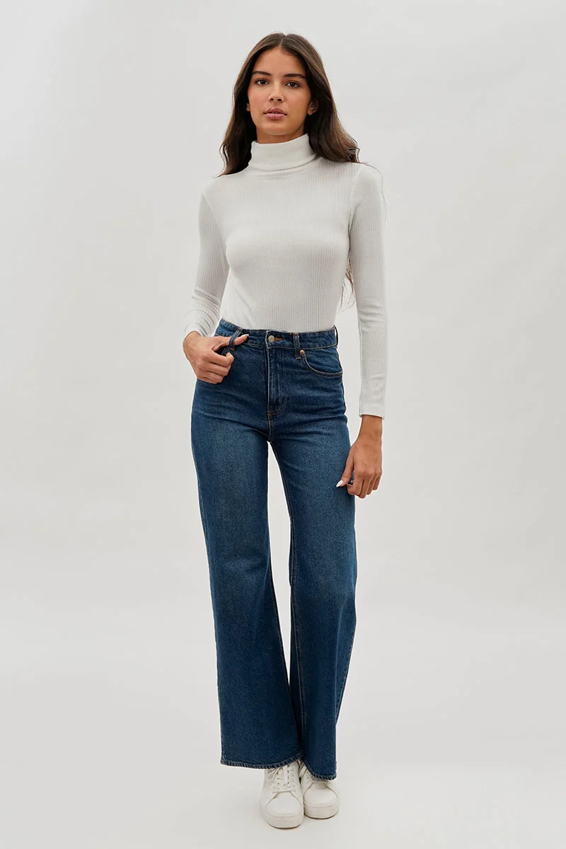 Ribbed Turtleneck Pullover Sweater - White - Image 5