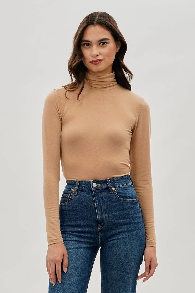 Cinched Side Turtleneck Long Sleeve Top - Cream