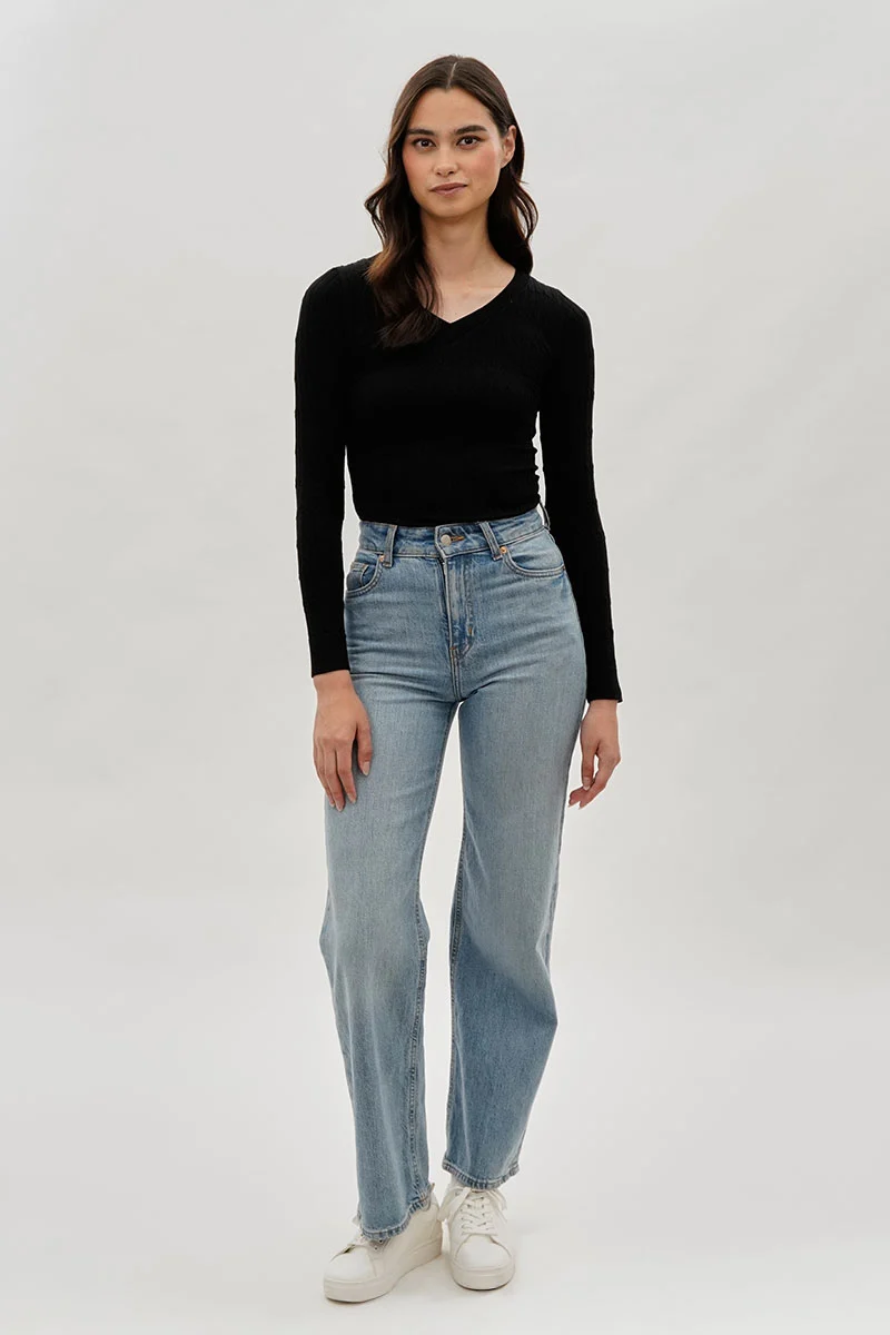 Ribbed V-Neck Long Sleeve Top - Black - Image 5