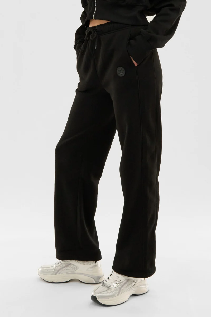 Classic Wide Leg Sweatpants - Black - Image 2